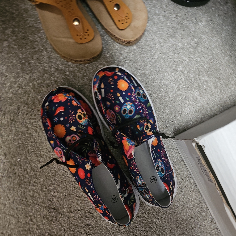 Colorful Skull Pattern Boat Shoes